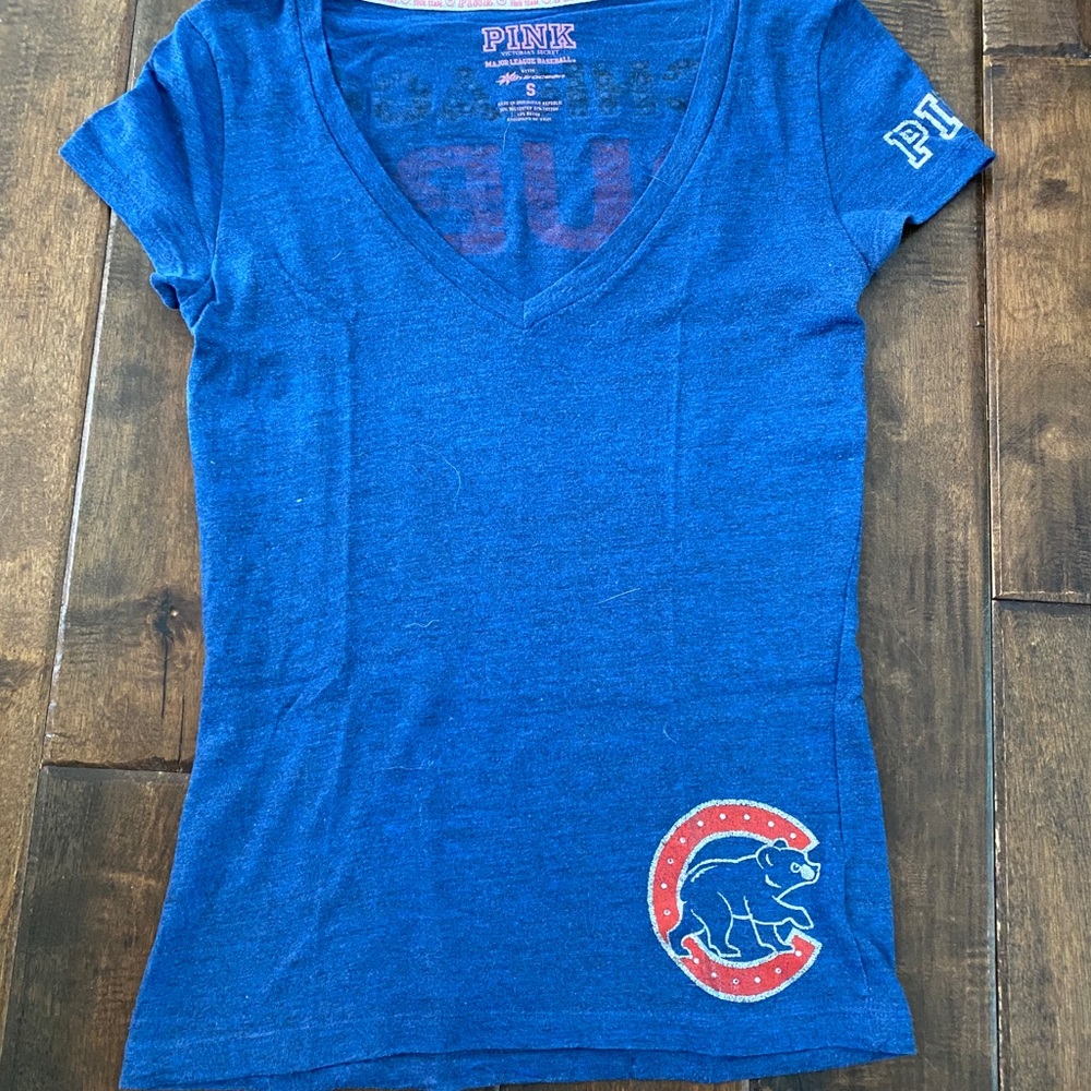 Chicago Cubs shirt